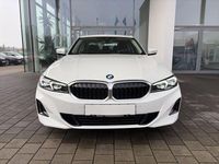 Gebraucht BMW 318 156 PS (114 kW) 2025 Alpinweiss uni Limousine