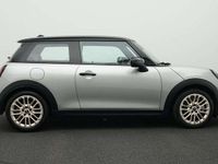 Gebraucht Mini Cooper Favoured 156 PS (114 kW) 2024 Grau Kleinwagen