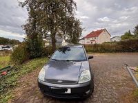 Gebraucht Ford Fiesta 68 PS (50 kW) 2005 Grau Kleinwagen