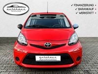Gebraucht Toyota Aygo Basis 68 PS (50 kW) 2012 Rot Kleinwagen
