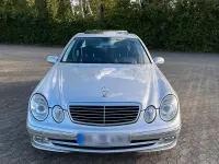 Gebraucht Mercedes E500 Avantgarde 306 PS (225 kW) 2002 Silber Limousine