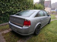 Używany Opel Vectra GTS 150 KM (110 kW) 2005 Niebieski Sedan/Limuzyna