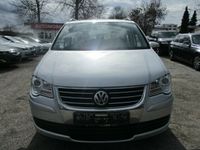 Gebraucht VW Touran Trendline 140 PS (102 kW) 2010 Silber metallic Van / Kleinbus