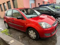 Gebraucht Ford Fiesta 80 PS (58 kW) 2007 Rot Kleinwagen