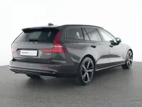 Gebraucht Volvo V60 Plus 455 PS (334 kW) 2024 Grau Kombi
