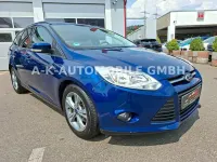 Gebraucht Ford Focus SYNC Edition 125 PS (91 kW) 2013 Blau Limousine