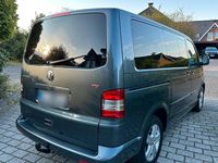 Gebraucht VW T5 Highline 174 PS (127 kW) 2009 Grau Van