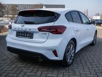 Używany Ford Focus Style 125 KM (91 kW) 2023 Biały Sedan/Limuzyna
