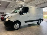 Używany Renault Master 110 KM (80 kW) 2016 Biały Van