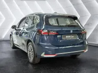 Neu BMW 218 Active Tourer Luxury Line 136 PS (100 kW) 2025 Night dusk blue Van / Kleinbus