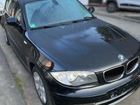 Gebraucht BMW 118 143 PS (105 kW) 2010 Schwarz Kleinwagen