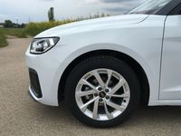 gebraucht Audi A1 Sportback 25 TFSI adv. 8-fach bereift Garantie