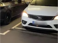 Gebraucht Kia Ceed 90 PS (66 kW) 2012 Weiß Kleinwagen
