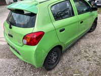 Gebraucht Mitsubishi Space Star 69 PS (50 kW) 2013 Grün Van / Kleinbus