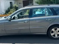 Gebraucht Mercedes E220 150 PS (110 kW) 2004 Andere farben Kombi