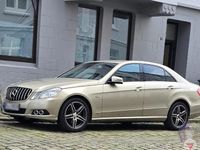 Gebraucht Mercedes E220 170 PS (125 kW) 2009 Gold Limousine