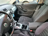 Gebraucht VW Passat 140 PS (102 kW) 2008 Blau Kombi