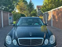 Używany Mercedes E320 Elegance 204 KM (150 kW) 2004 Czarny Sedan/Limuzyna