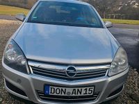 Gebraucht Opel Astra 100 PS (73 kW) 2004 Grau Limousine