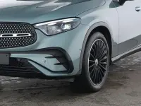 Gebraucht Mercedes GLC300 AMG line 269 PS (197 kW) 2024 Silber SUV