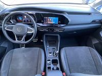 Używany VW Caddy Maxi Style 122 KM (89 kW) 2023 Brązowy Minivan