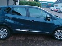 Gebraucht Renault Captur Life 90 PS (66 kW) 2016 Blau SUV