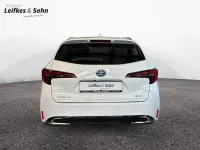 Neu Toyota Corolla 178 PS (130 kW) 2026 Weiß Limousine