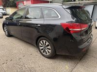 Gebraucht Kia Ceed Sportswagon Platinum 128 PS (94 kW) 2016 Schwarz Kombi