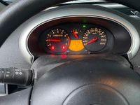 Gebraucht Nissan Micra 65 PS (47 kW) 2010 Silber Kleinwagen