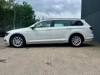 Gebraucht VW Passat 190 PS (139 kW) 2019 Weiß Kombi