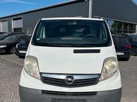 Second-hand Opel Vivaro 114 CP (83 kW) 2012 Alb Monovolum