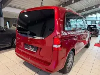 Gebraucht Mercedes V250 Edition 190 PS (139 kW) 2022 Rot Van / Kleinbus