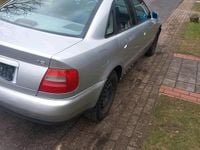 Gebraucht Audi A4 125 PS (91 kW) 1998 Silber Limousine