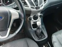 Gebraucht Ford Fiesta Titanium 81 PS (59 kW) 2009 Weiß Kleinwagen