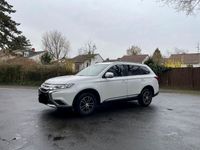 gebraucht Mitsubishi Outlander 2.2 DI-D Diamant Edit. + 4WD, 7 Sitze!