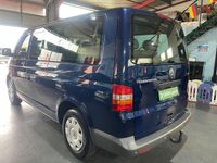 Gebraucht VW T5 136 PS (100 kW) 2006 Blau Van