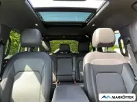 Gebraucht Land Rover Defender SE Dynamic 249 PS (183 kW) 2024 Silber SUV