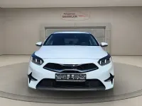 Gebraucht Kia Ceed Sportswagon 136 PS (100 kW) 2023 Weiß Kombi