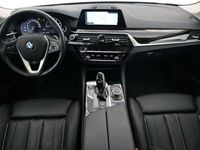 gebraucht BMW 520 d Touring Sport Line Standheizung/360°/Pano S