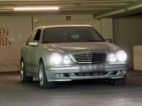 Gebraucht Mercedes E270 Elegance 173 PS (127 kW) 2000 Silber Limousine
