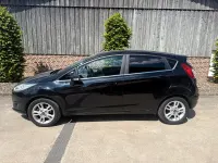 Gebraucht Ford Fiesta Titanium 125 PS (91 kW) 2017 Schwarz Kleinwagen