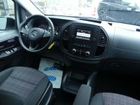 Gebraucht Mercedes Vito 190 PS (139 kW) 2019 Blau Van