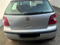 Gebraucht VW Polo 75 PS (55 kW) 2002 Silber Kleinwagen