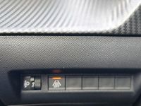 Gebraucht Peugeot e-208 Allure 100 kW (136 PS) 2021 Blau Kleinwagen