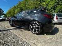 Gebraucht Opel Astra GTC OPC 280 PS (205 kW) 2013 Schwarz