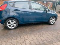 Gebraucht Ford Fiesta 81 PS (59 kW) 2009 Blau Kleinwagen