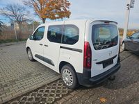 Second-hand Opel Combo 102 CP (75 kW) 2021 Alb Monovolum