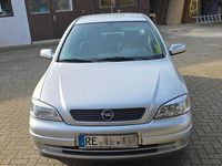 Gebraucht Opel Astra 75 PS (55 kW) 1999 Silber Limousine