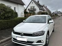 Gebraucht VW Polo 65 PS (47 kW) 2017 Weiß Kleinwagen