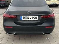 Gebraucht Mercedes E220 200 PS (147 kW) 2023 Schwarz Limousine